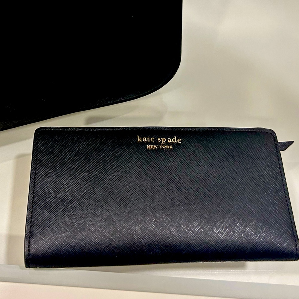 Kate spade wallet in black
